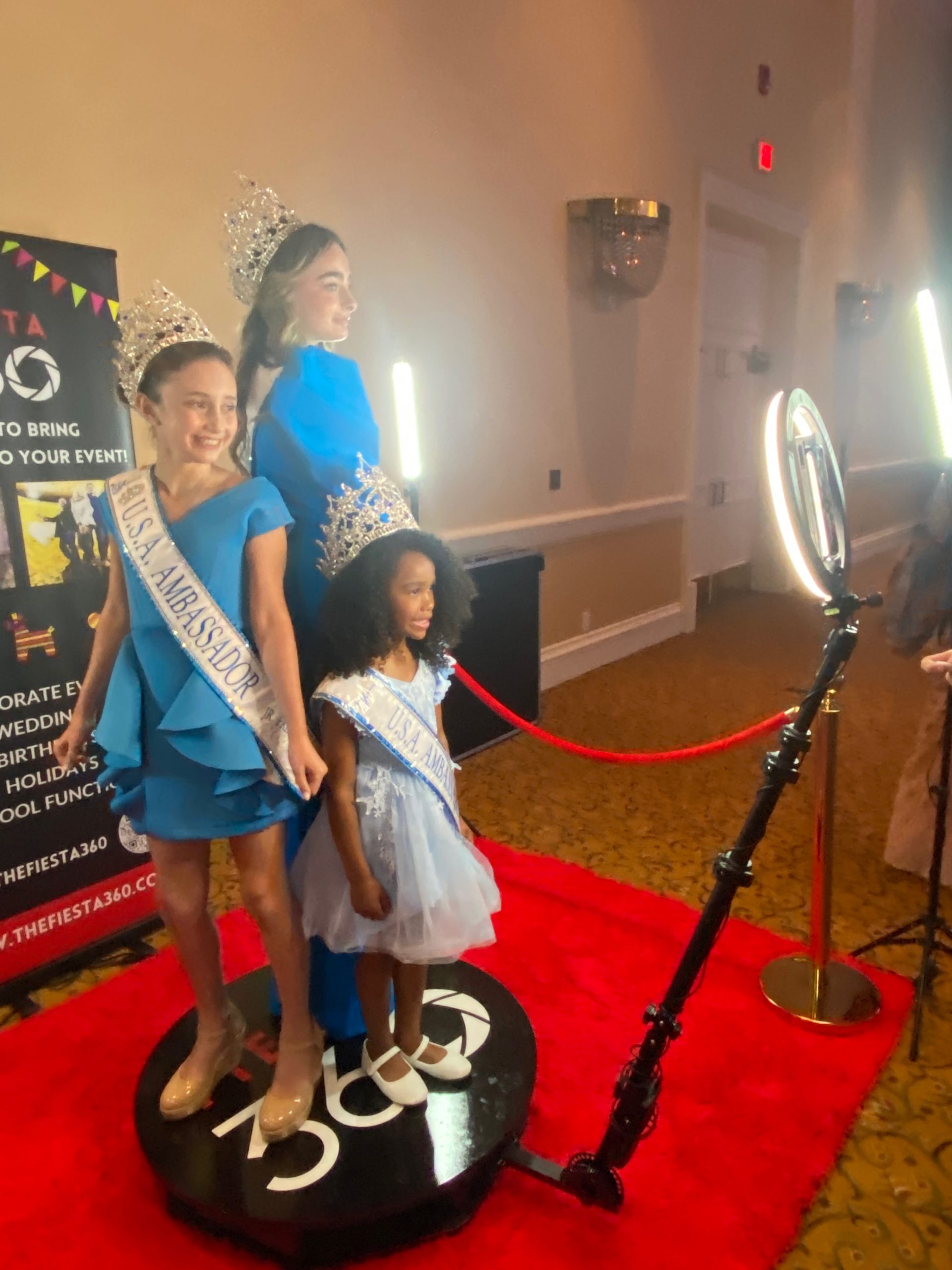 Tampa's 360 Photo Booth - Pageant Show